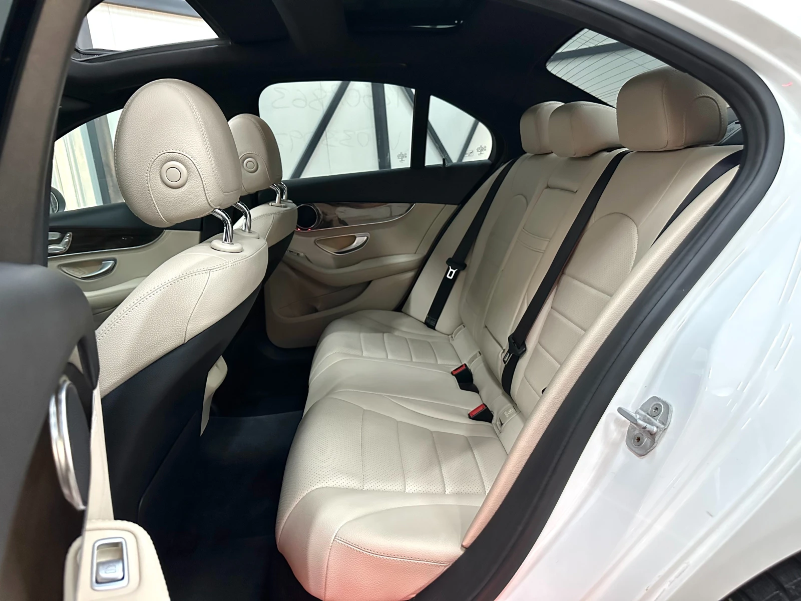 Mercedes-Benz C 300 * 4MATIC* 120 000��* �������* PANO*  | Mobile.bg � ����������� 17