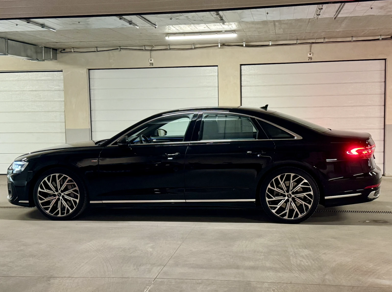 Audi A8 60 TFSI QUATTRO | V8 | 2X S-LINE, снимка 2 - Автомобили и джипове - 54335320