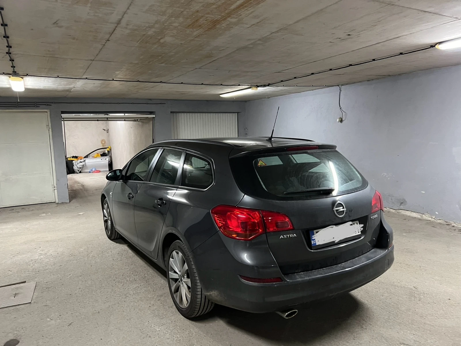 Opel Astra 150Anniversary , снимка 3 - Автомобили и джипове - 54958436