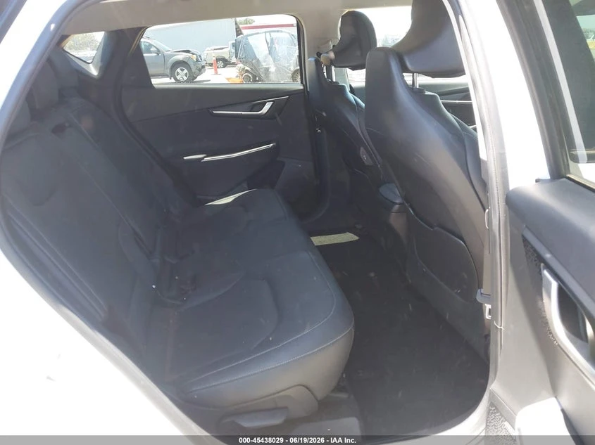 Kia EV6 Wind, снимка 8 - Автомобили и джипове - 55188197