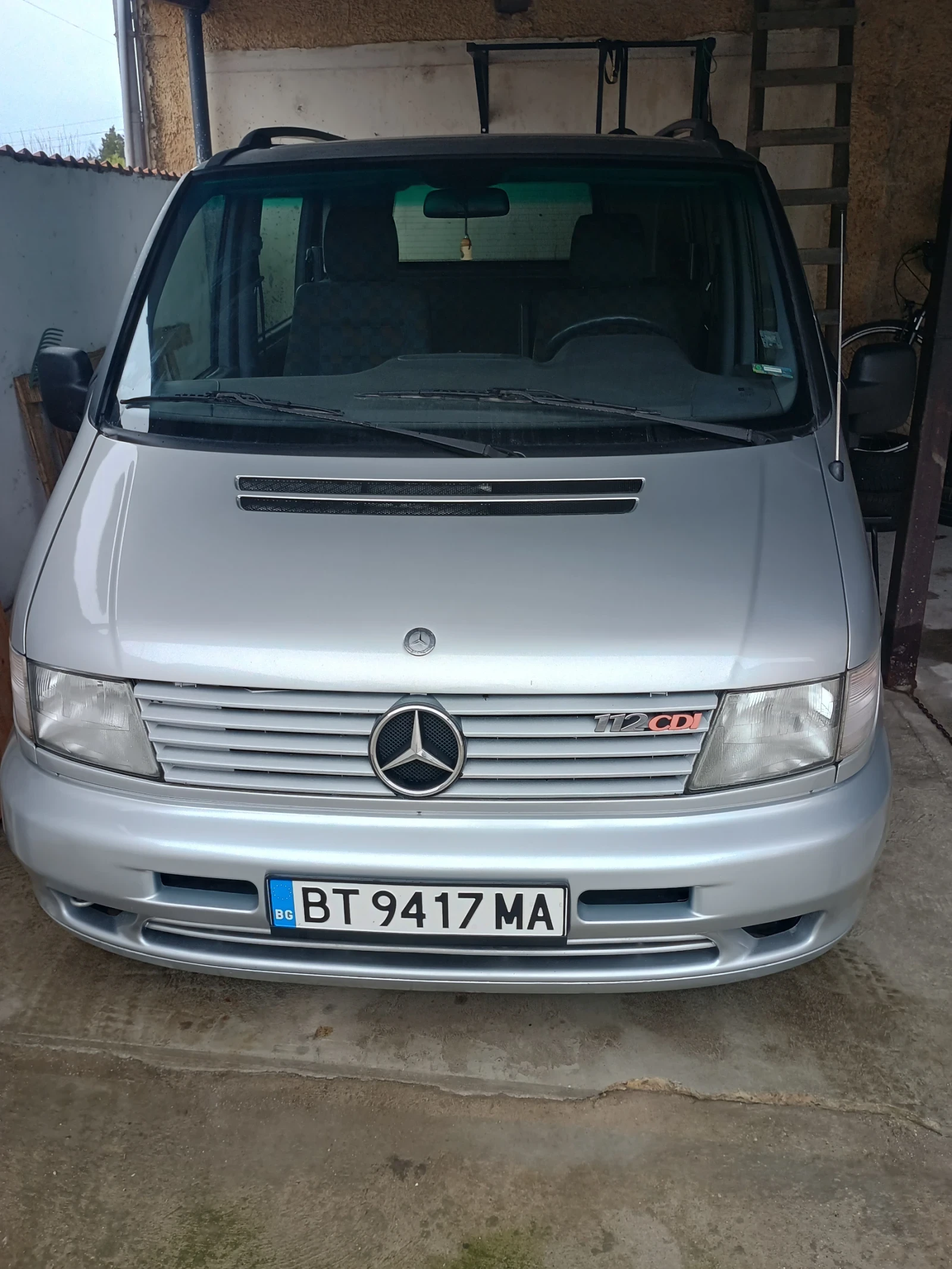 Mercedes-Benz 220 Вито