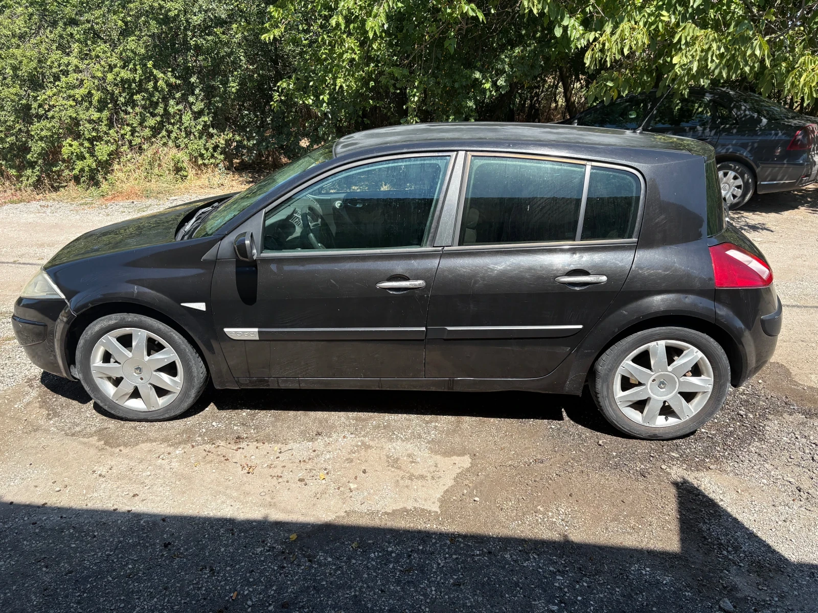 Renault Megane 2.0cdi, снимка 6 - Автомобили и джипове - 55695479