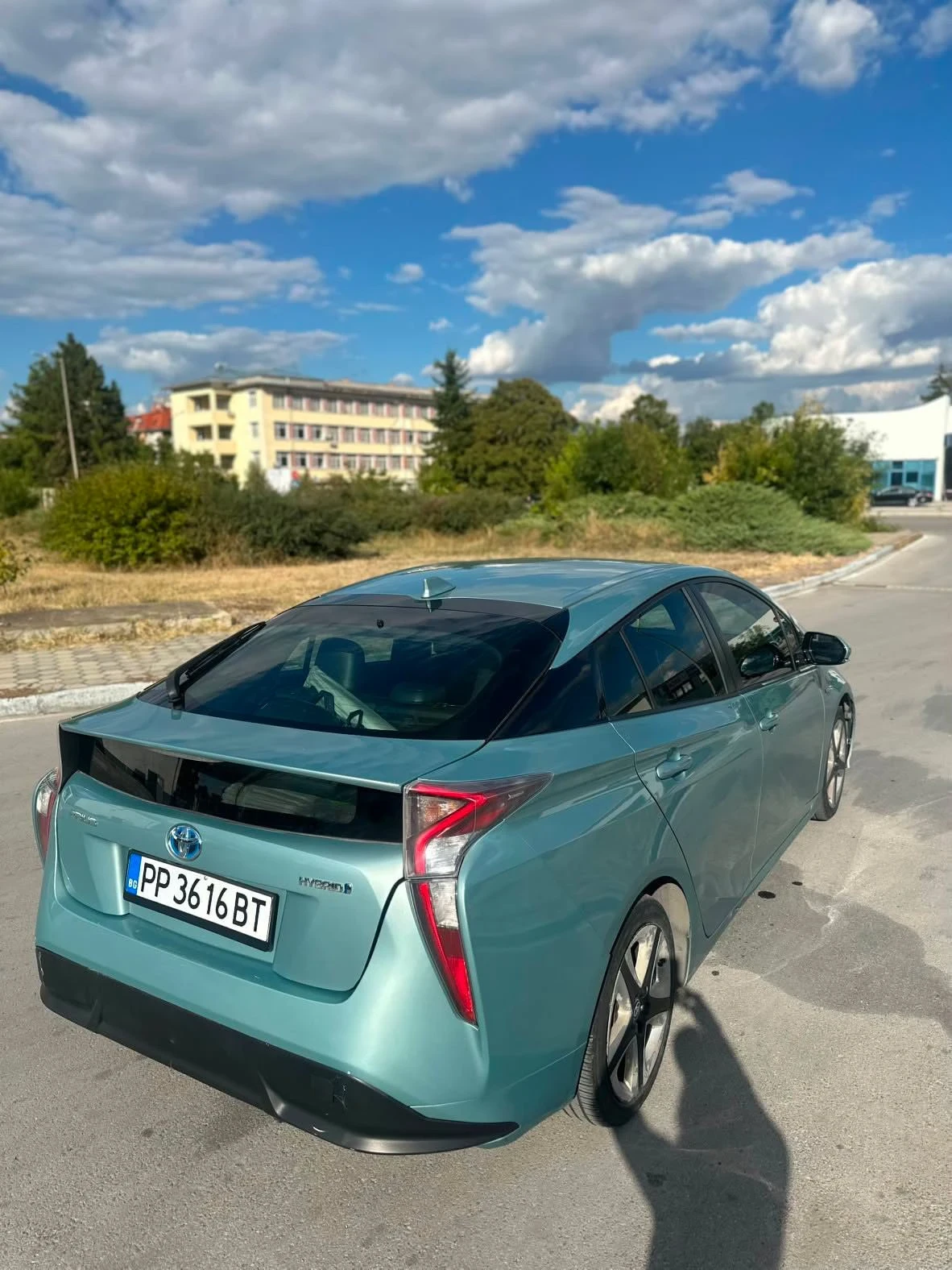 Toyota Prius, снимка 6 - Автомобили и джипове - 56106758