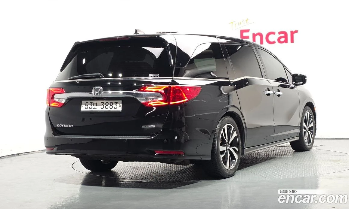 Honda Odyssey 3.5 5th, снимка 2 - Автомобили и джипове - 56122923
