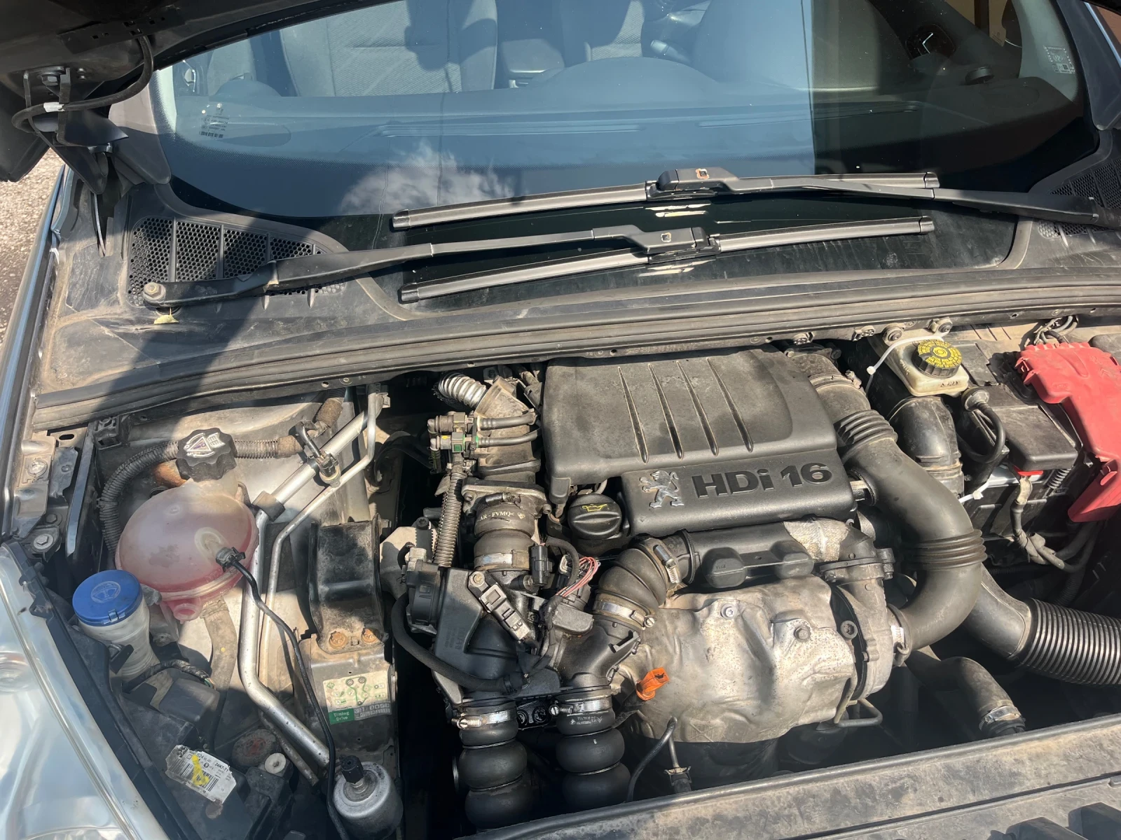Peugeot 308 1.6HDI, снимка 8 - Автомобили и джипове - 56311289