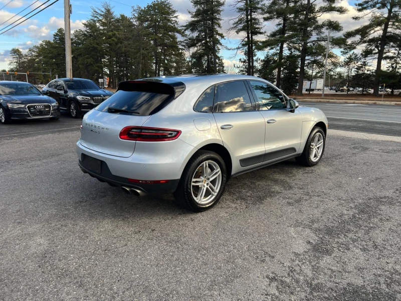 Porsche Macan S Обдух* BOSE* Пано* PDK* Камера* 4X4* , снимка 3 - Автомобили и джипове - 48867159