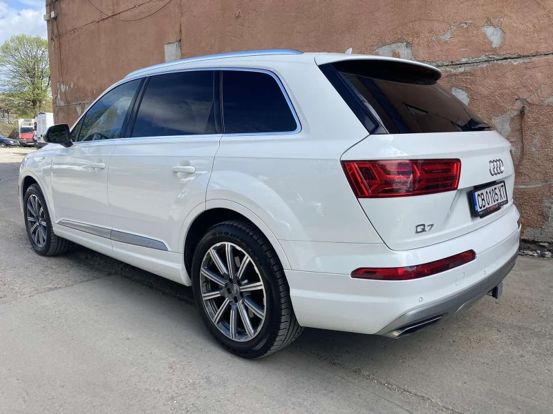 Audi Q7, снимка 4 - Автомобили и джипове - 52383560