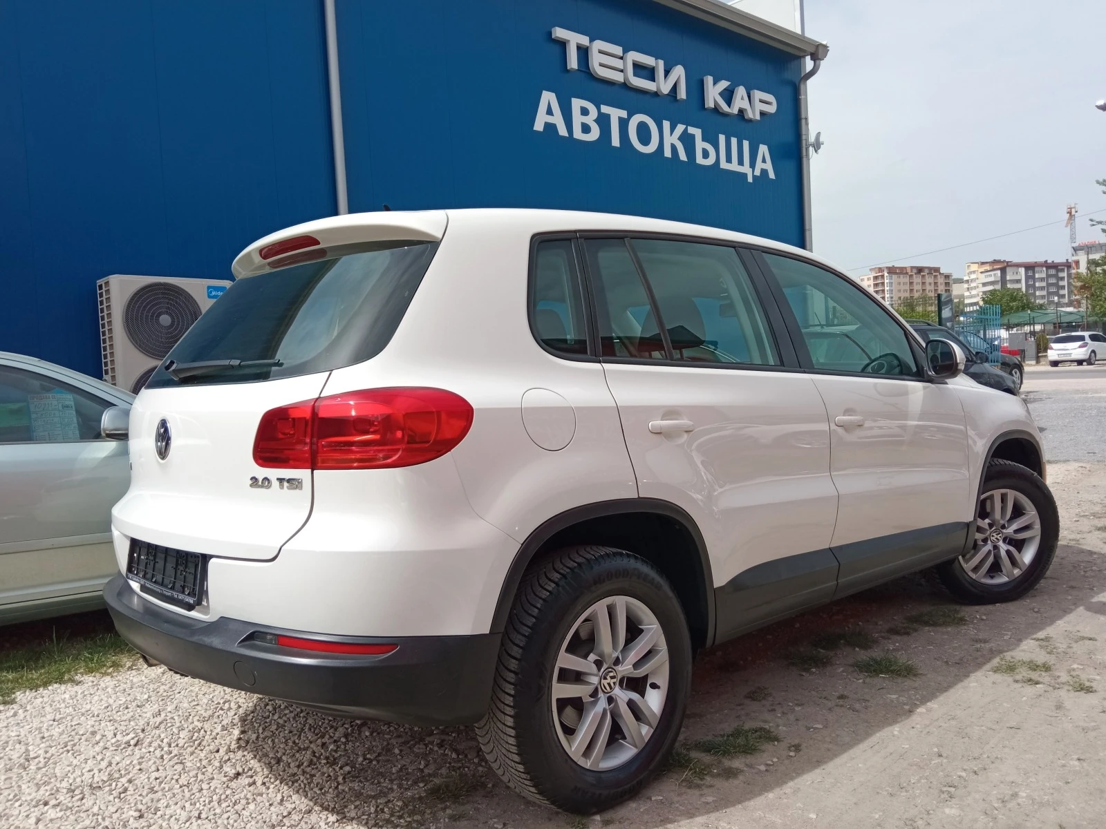 VW Tiguan 2, 0i TSI DSG - изображение 7