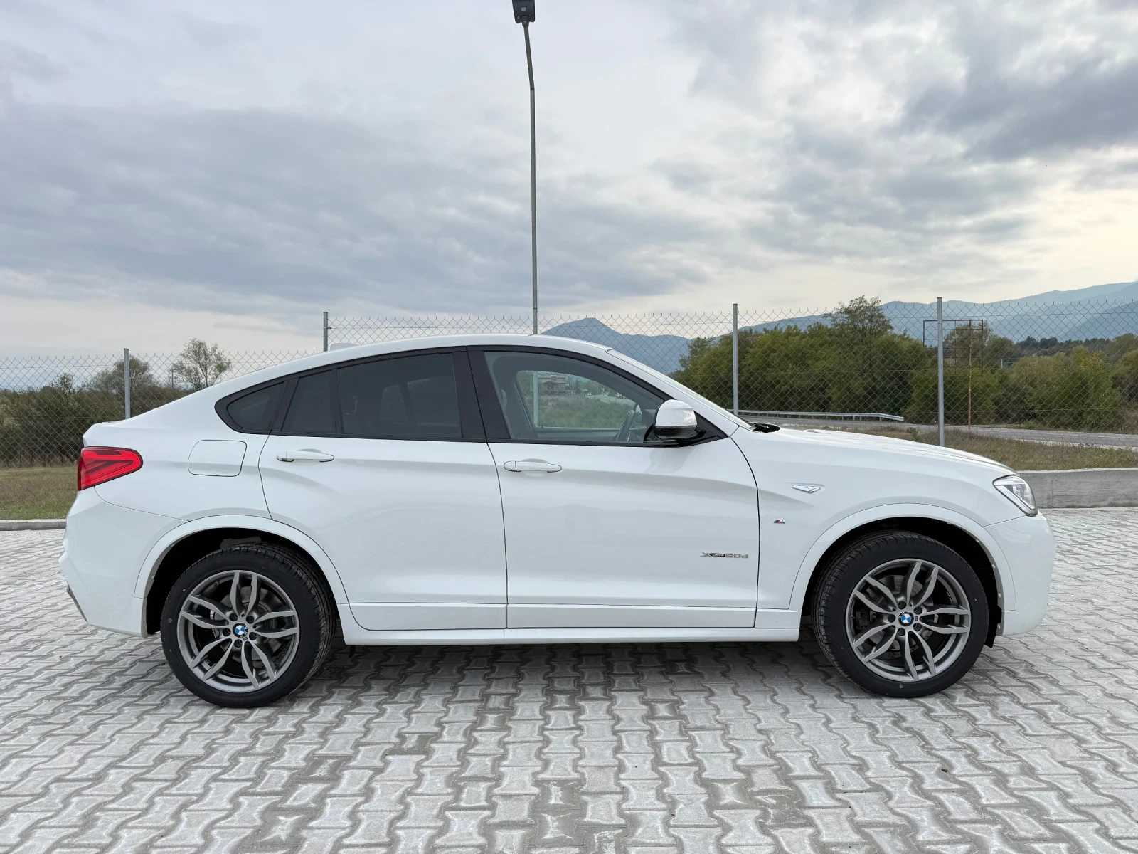 BMW X4 X-DRIVE/M-PAKET/360 CAMERA /HEAD UP - изображение 7