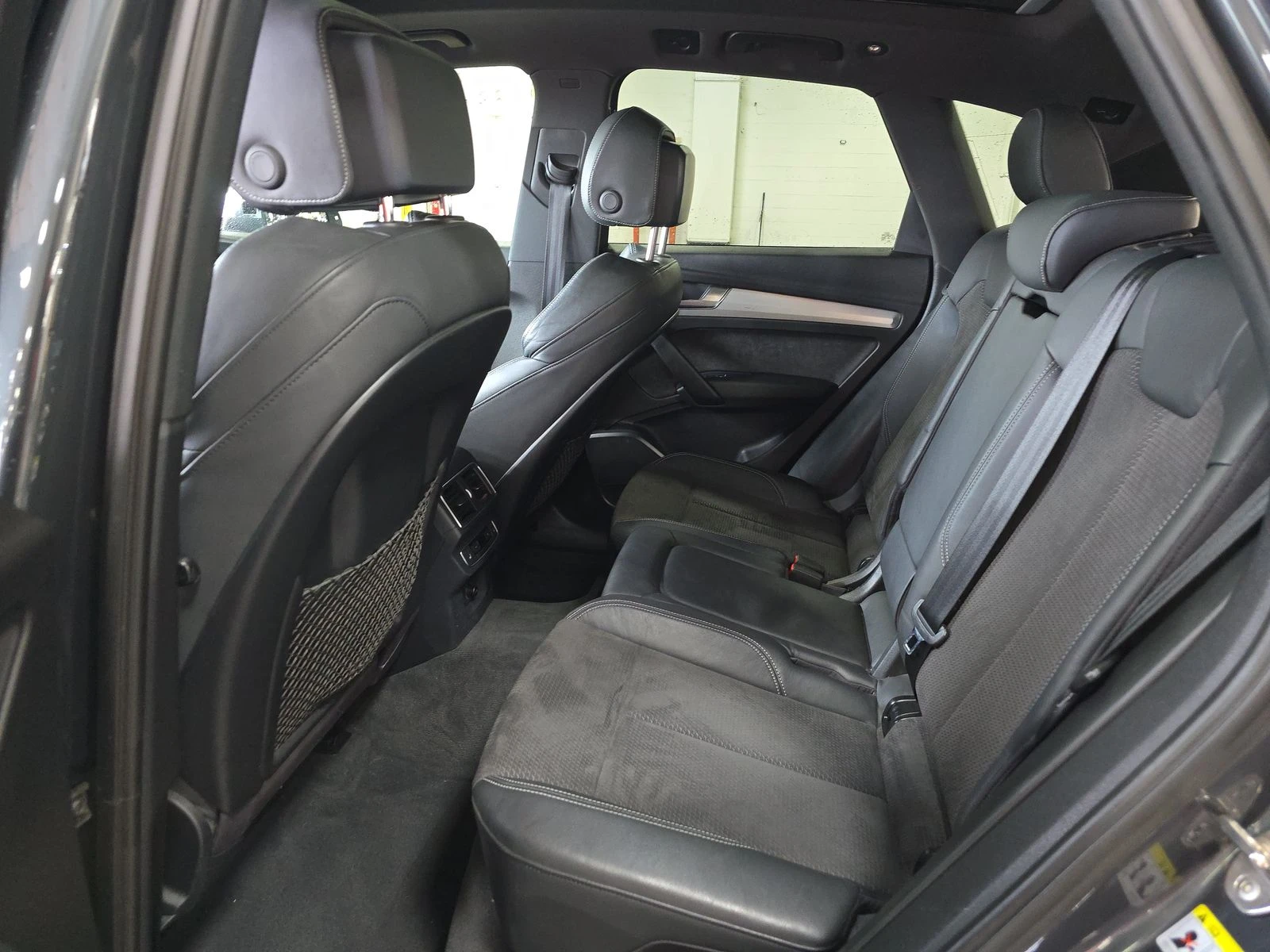 Audi SQ5 PREMIUM PLUS* MATRIX* PANO* ALCANTARA* KEYLESS | Mobile.bg   12