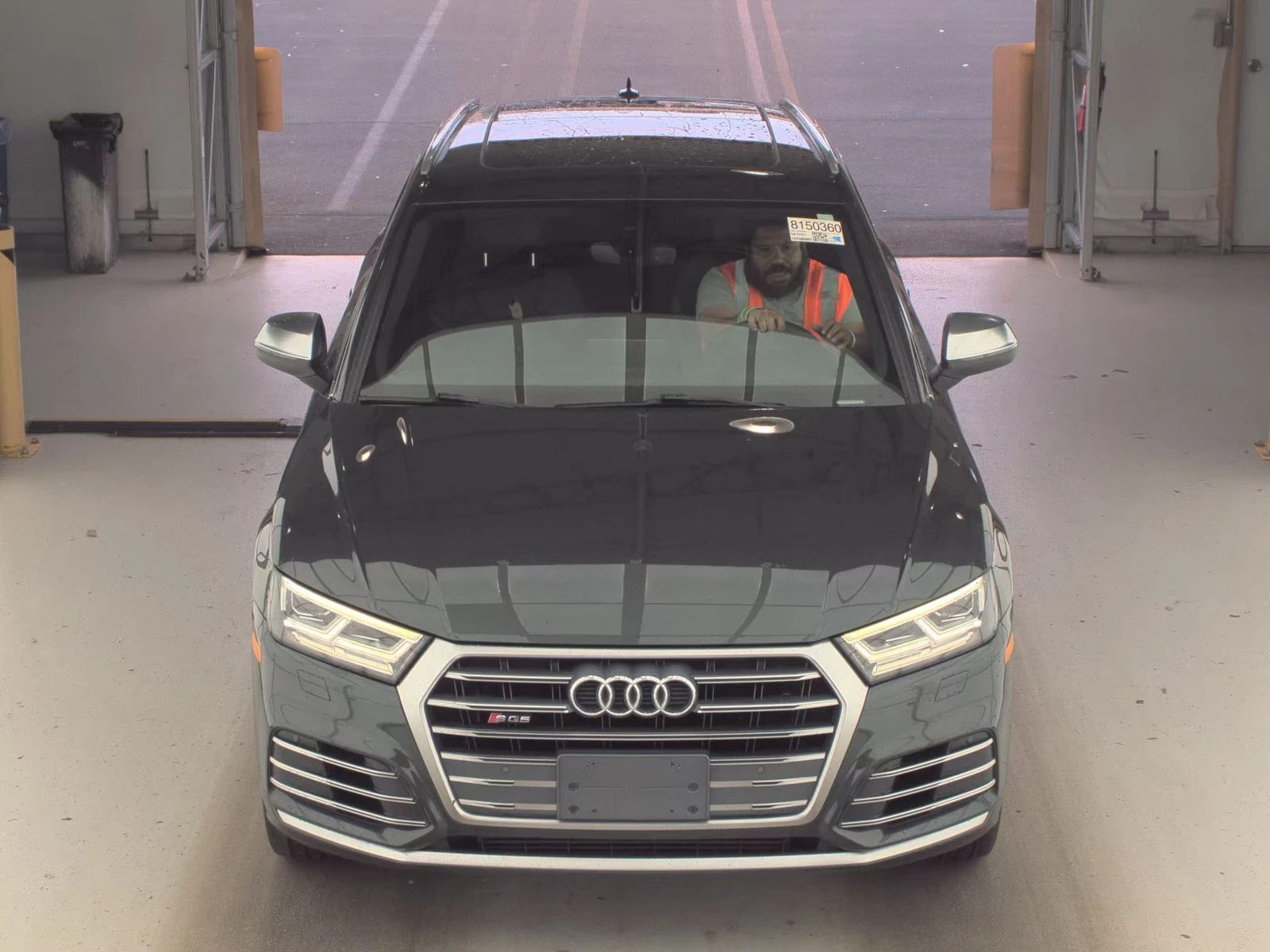 Audi SQ5 PREMIUM PLUS* MATRIX* PANO* ALCANTARA* KEYLESS | Mobile.bg   2