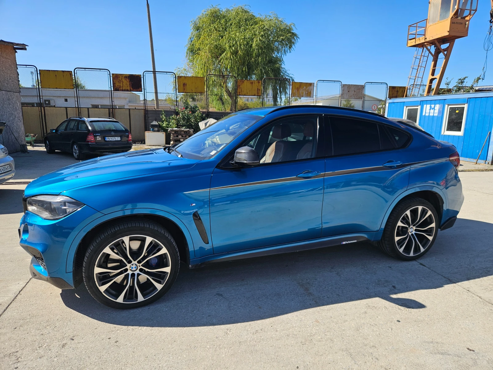 BMW X6 XDRIVE 40D INDIVIDUAL M Performance N1 - изображение 4