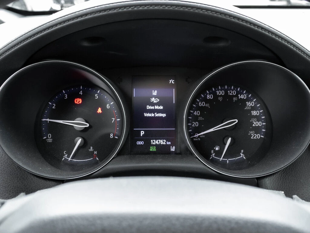 Toyota C-HR *  *    *   *  | Mobile.bg   10