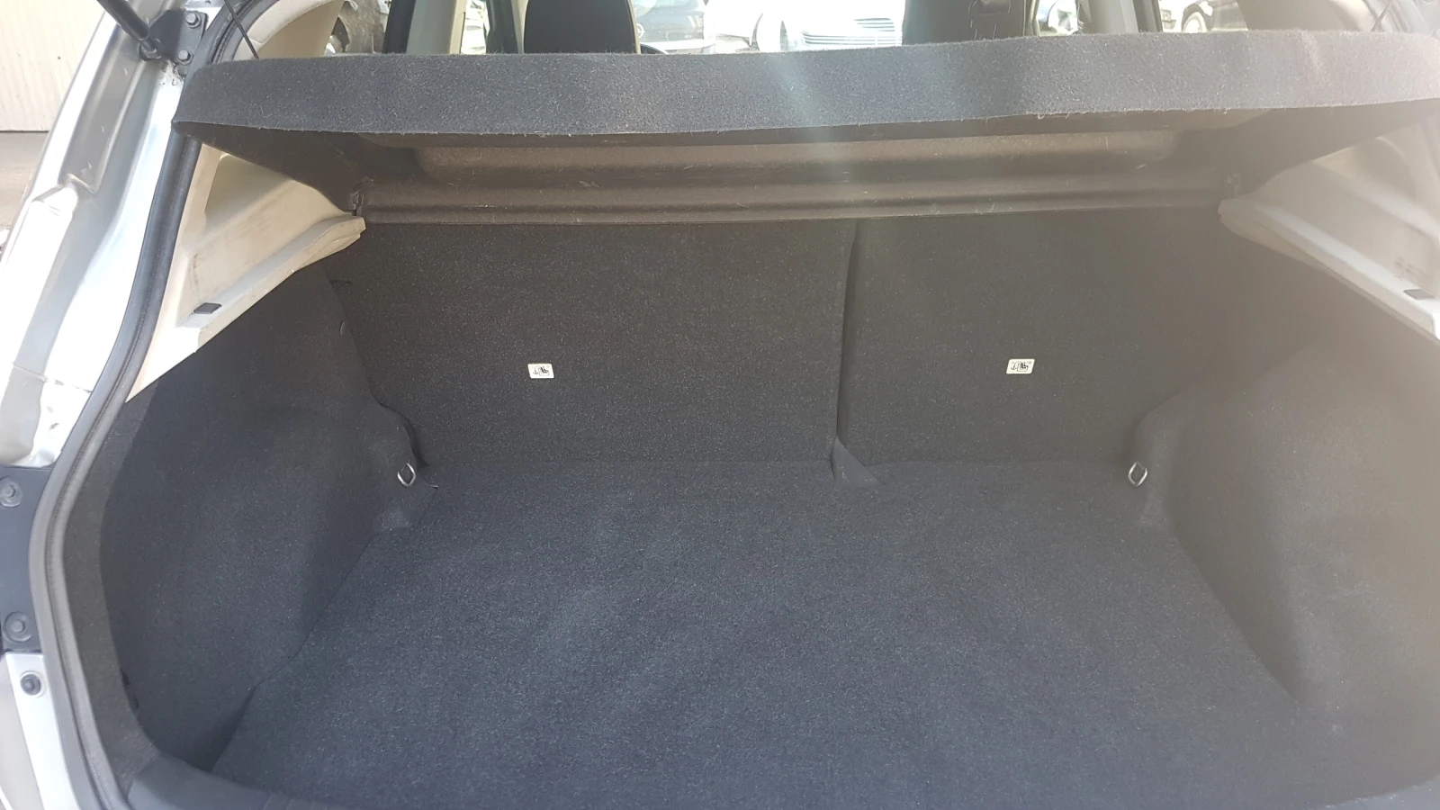 Nissan Qashqai 2.0i AVTOMAT 4X4-142 X -KM, снимка 15 - Автомобили и джипове - 53826982