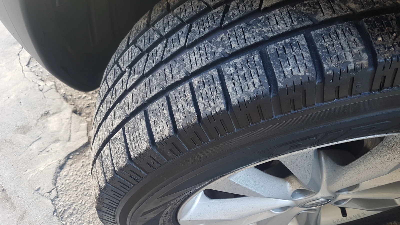 Nissan Qashqai 2.0i AVTOMAT 4X4-142 X -KM, снимка 16 - Автомобили и джипове - 53826982