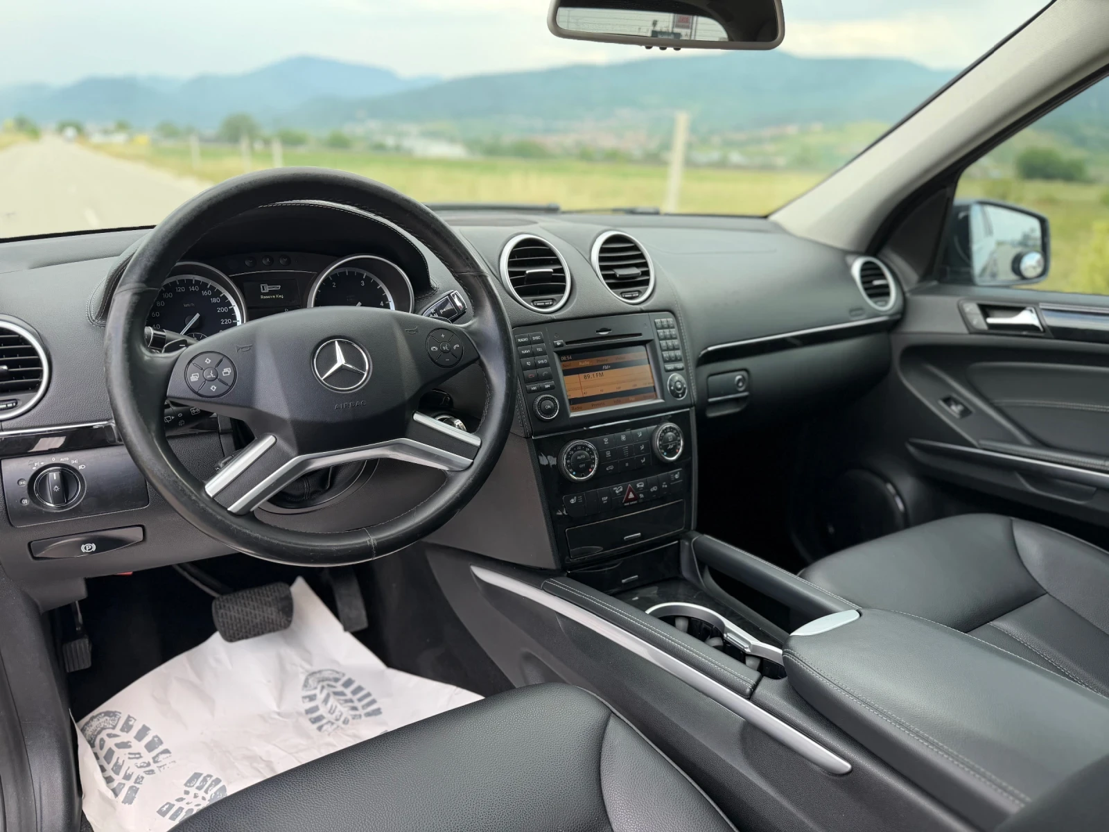 Mercedes-Benz GL 350 FULL, снимка 11 - Автомобили и джипове - 54807280