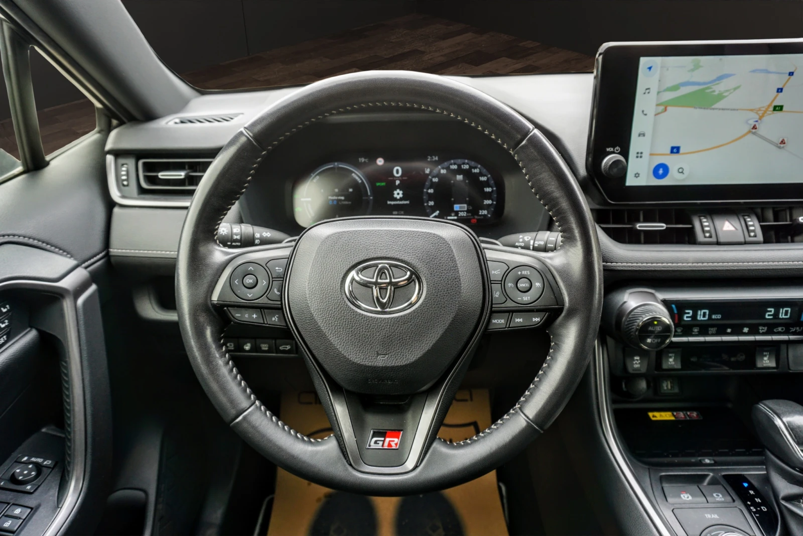 Toyota Rav4 2.5VVT-IE HYBRID GR SPORT AWD-I E-CVT, снимка 9 - Автомобили и джипове - 54883265