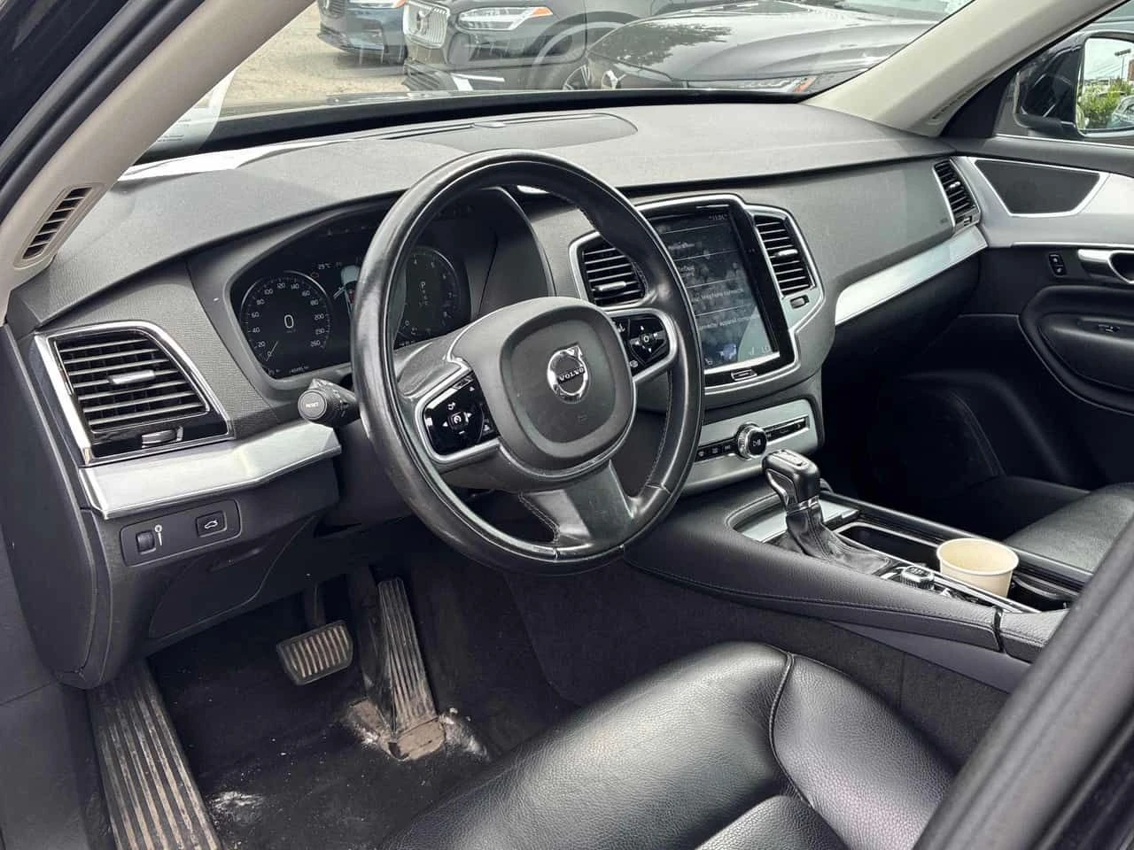 Volvo Xc90 | Momentum | ПАНОРАМА | CARFAX | КЛИП | , снимка 5 - Автомобили и джипове - 55014593