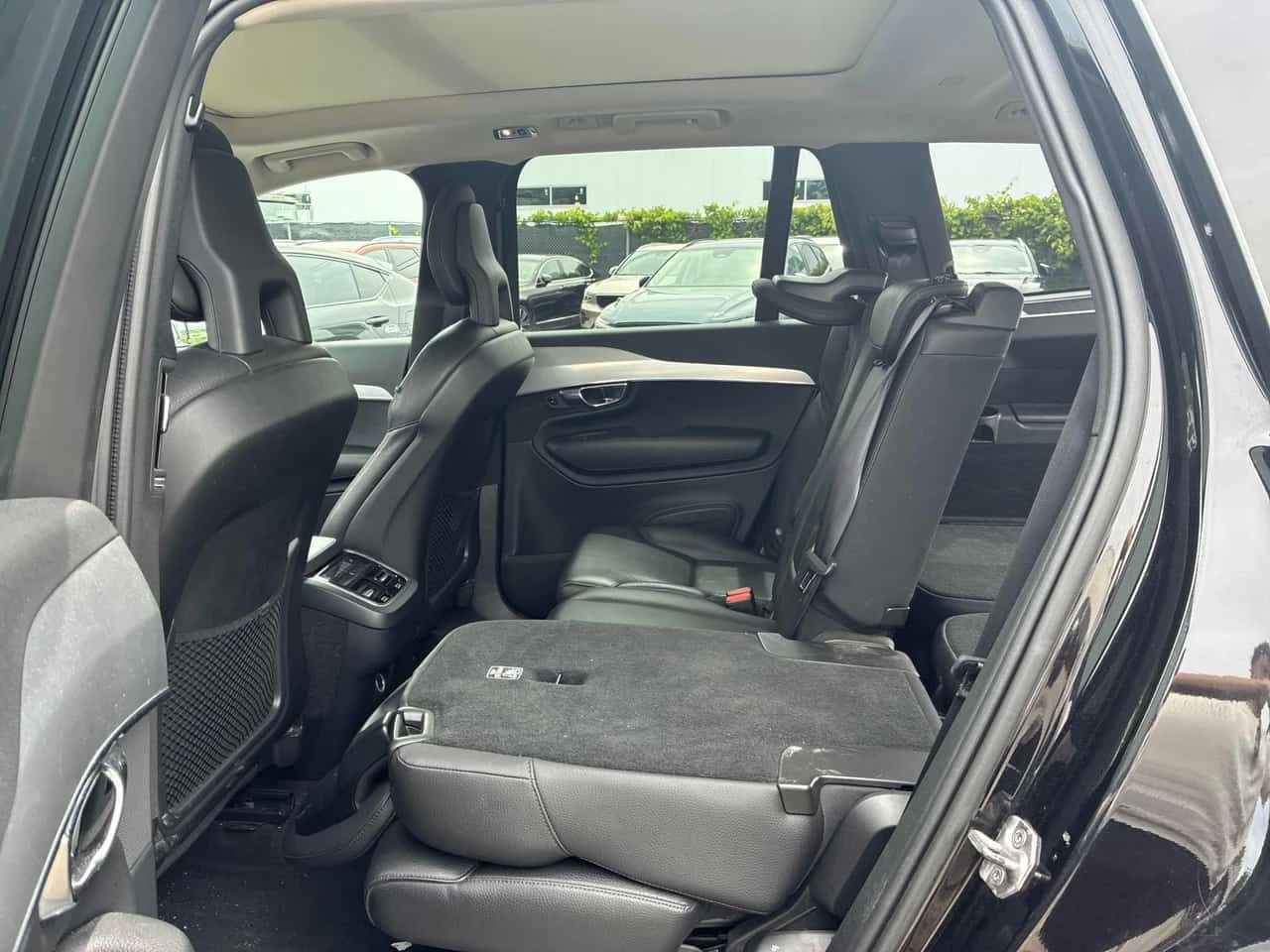 Volvo Xc90 | Momentum | ПАНОРАМА | CARFAX | КЛИП | , снимка 13 - Автомобили и джипове - 55014593