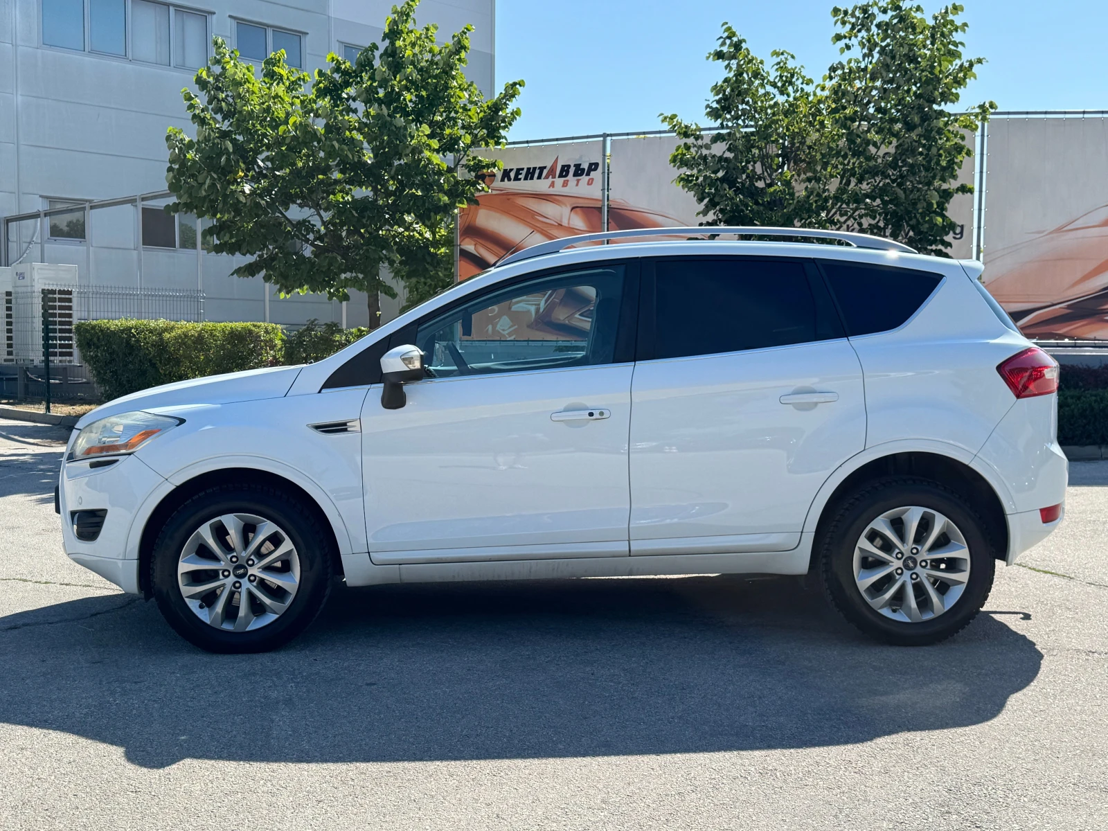 Ford Kuga 2.0d/Автоматик, снимка 2 - Автомобили и джипове - 55308675
