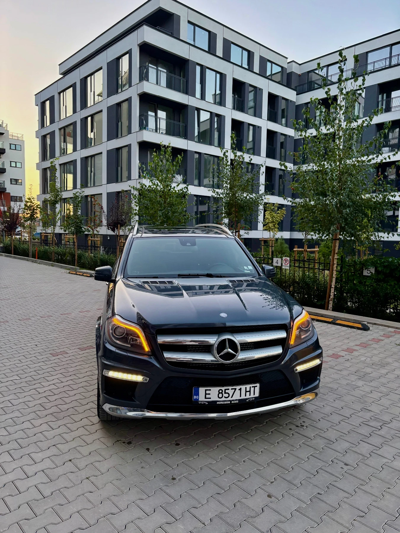 Mercedes-Benz GL 350, снимка 8 - Автомобили и джипове - 55993567