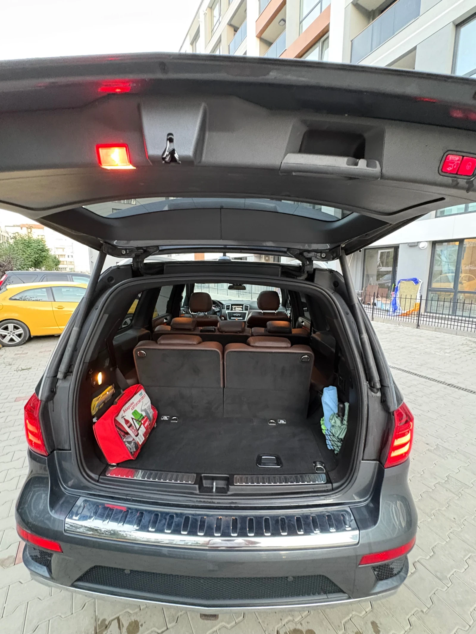 Mercedes-Benz GL 350, снимка 5 - Автомобили и джипове - 55993567