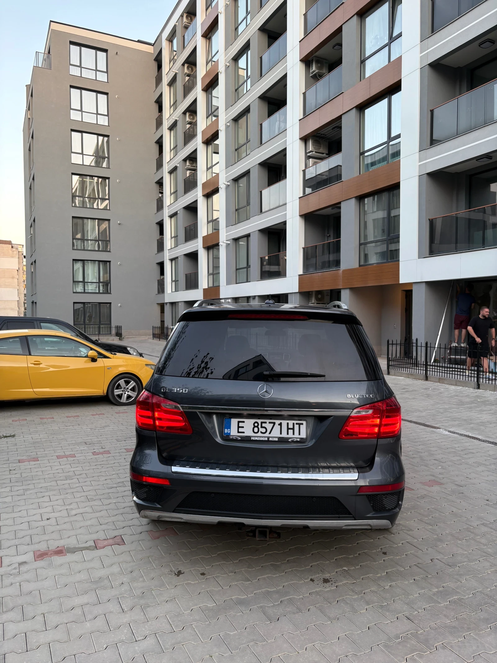 Mercedes-Benz GL 350, снимка 9 - Автомобили и джипове - 55993567