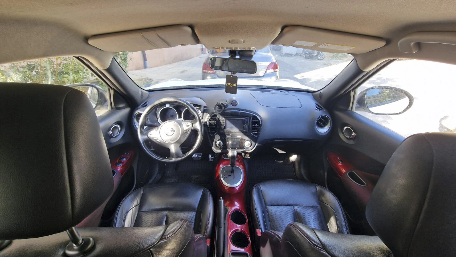Nissan Juke, снимка 8 - Автомобили и джипове - 56271233