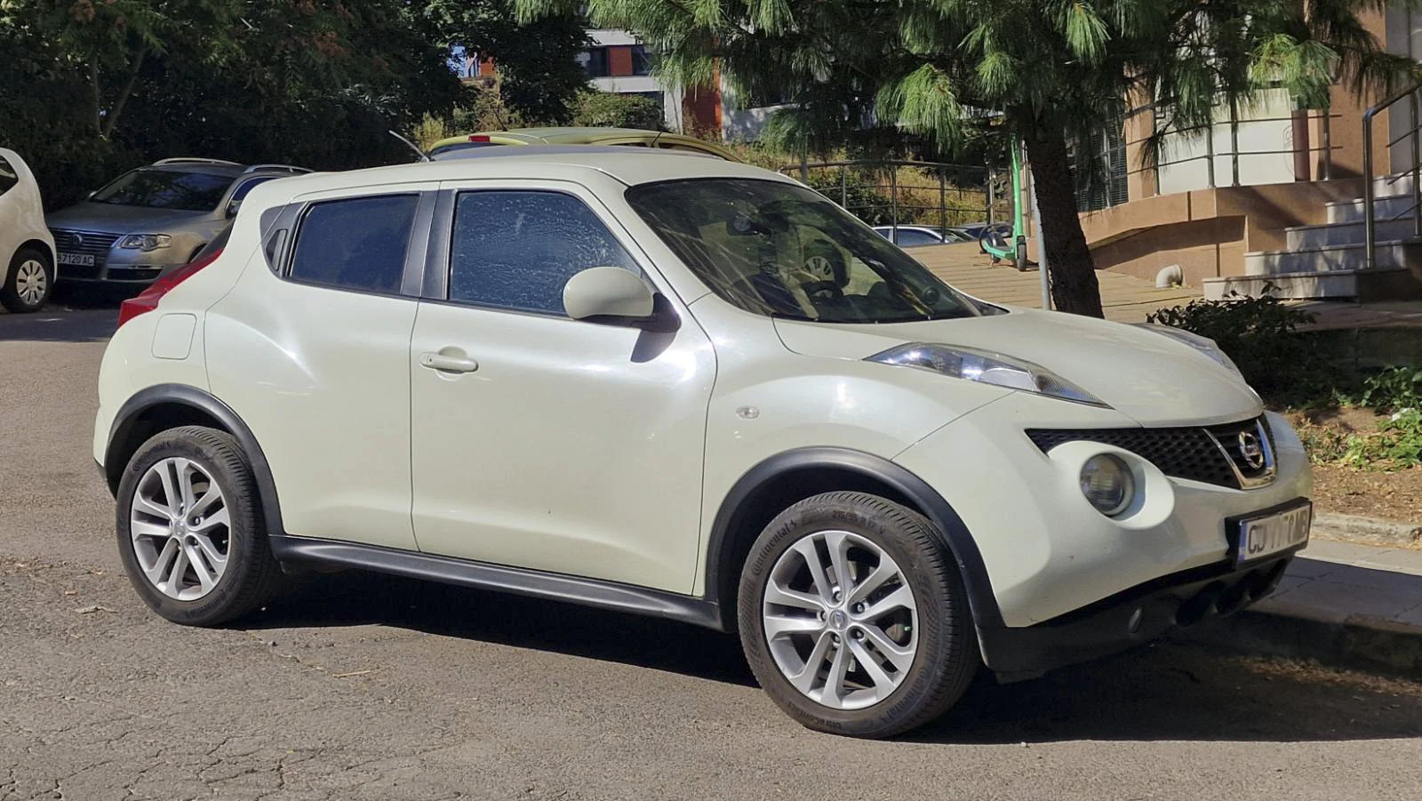 Nissan Juke, снимка 6 - Автомобили и джипове - 56271233