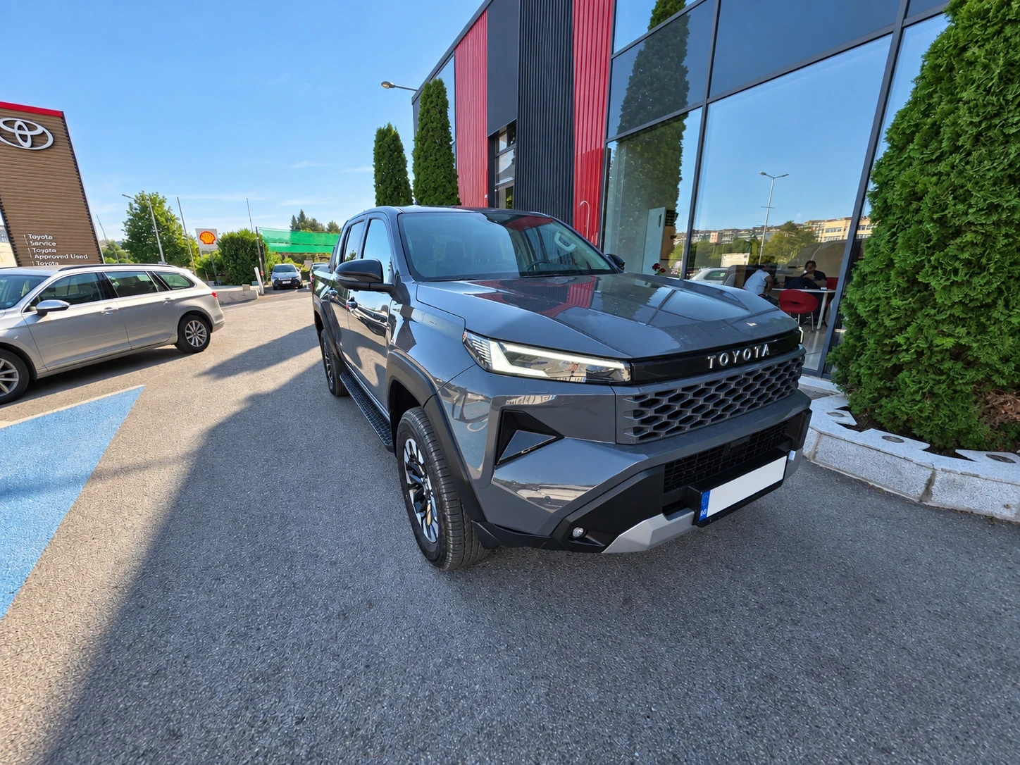 Toyota Hilux, снимка 3 - Автомобили и джипове - 56317612