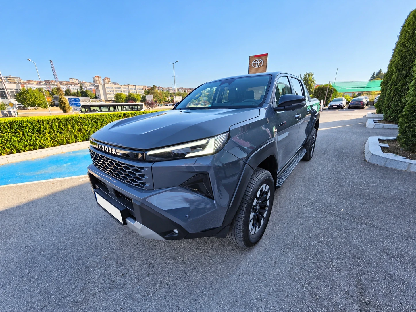 Toyota Hilux, снимка 6 - Автомобили и джипове - 56317612