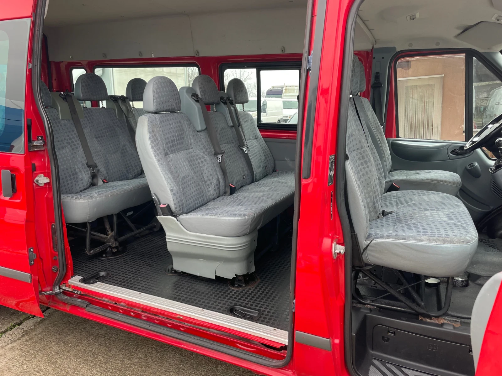 Ford Transit 2.2 CDTi /MAXI/ КЛИМАТИК/АВТОПИЛОТ - изображение 7