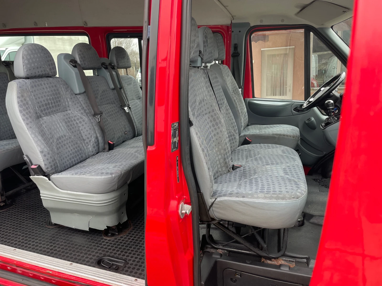 Ford Transit 2.2 CDTi /MAXI/ КЛИМАТИК/АВТОПИЛОТ - изображение 9