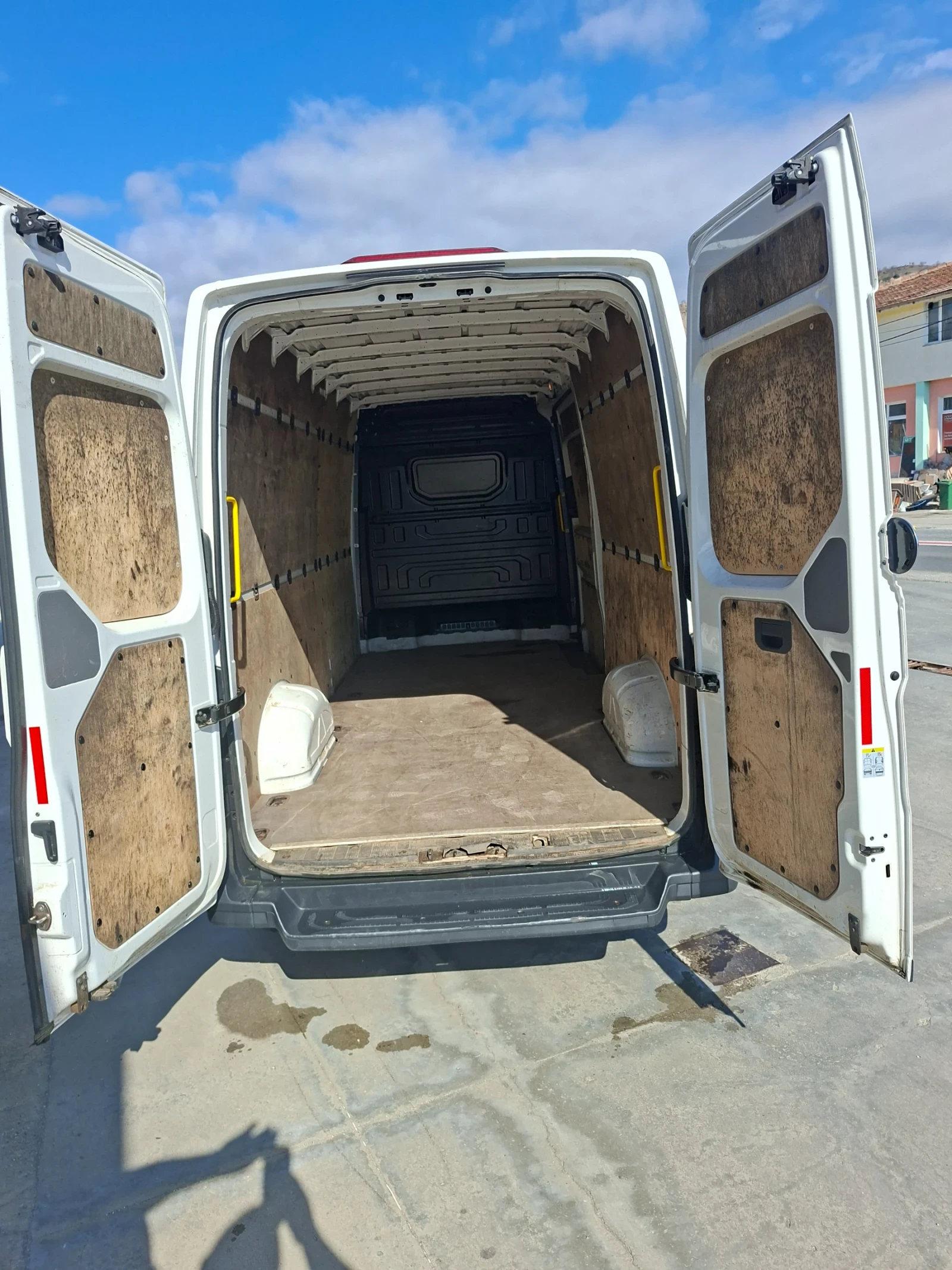 VW Crafter, снимка 9 - Бусове и автобуси - 54895523