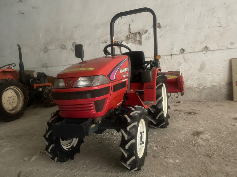 Трактор Yanmar Ke 50, снимка 3 - Селскостопанска техника - 41979228