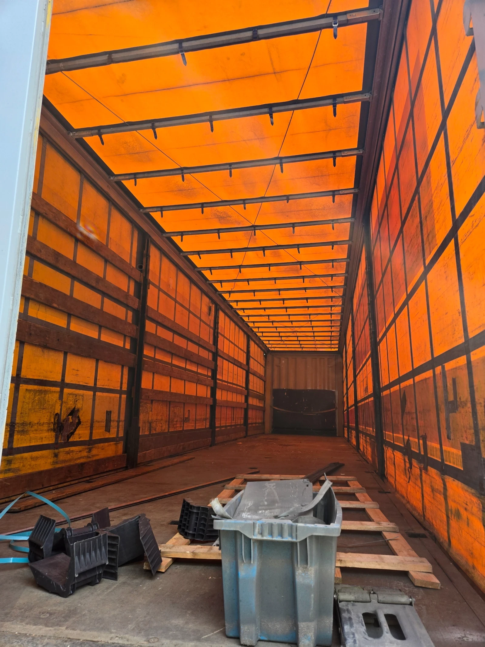  Krone | Mobile.bg   7