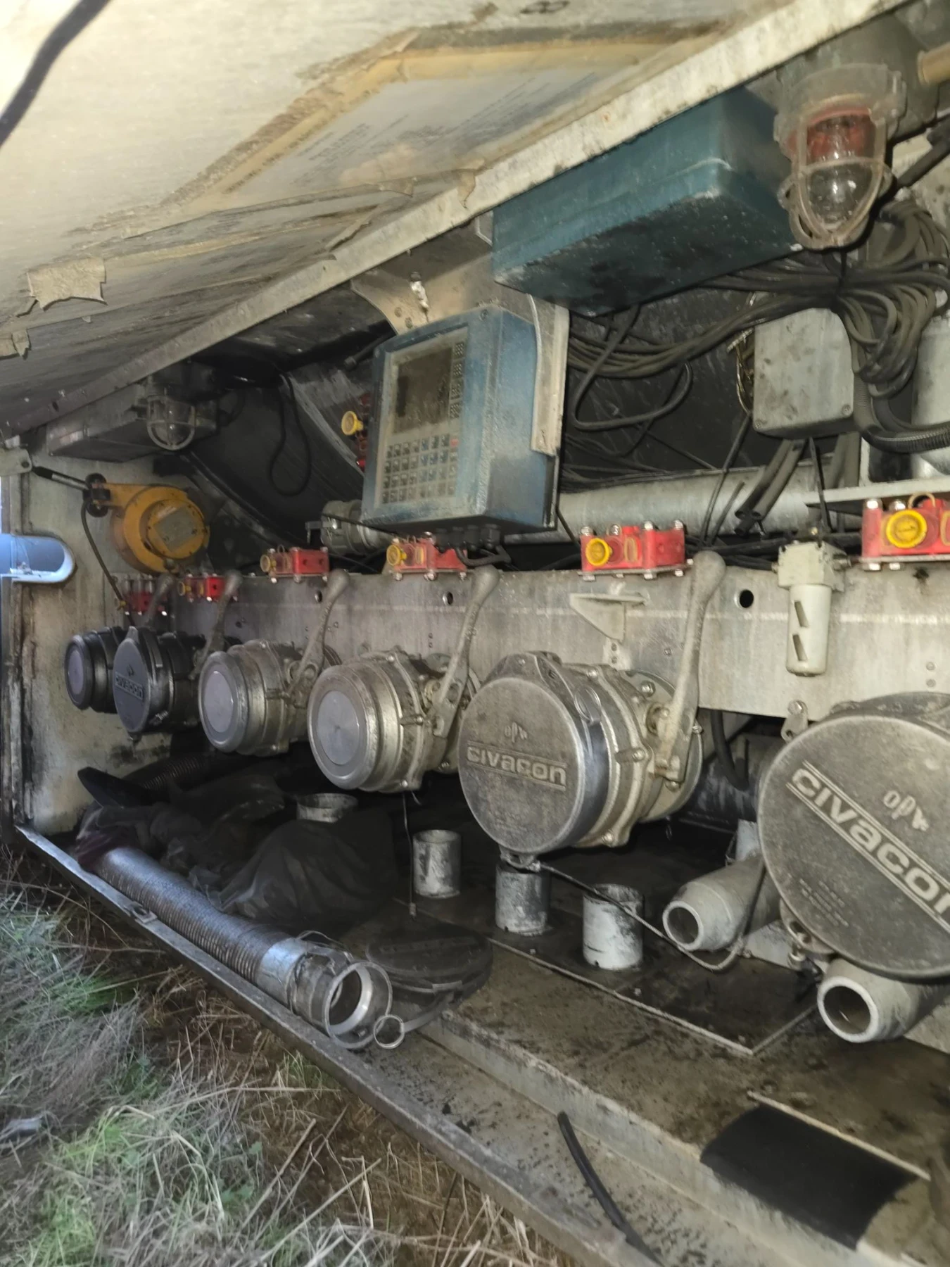 Полуремарке Schwarzmuller, снимка 4 - Ремаркета - 56734416