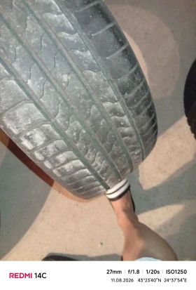 Гуми Летни 235/45R18, снимка 3
