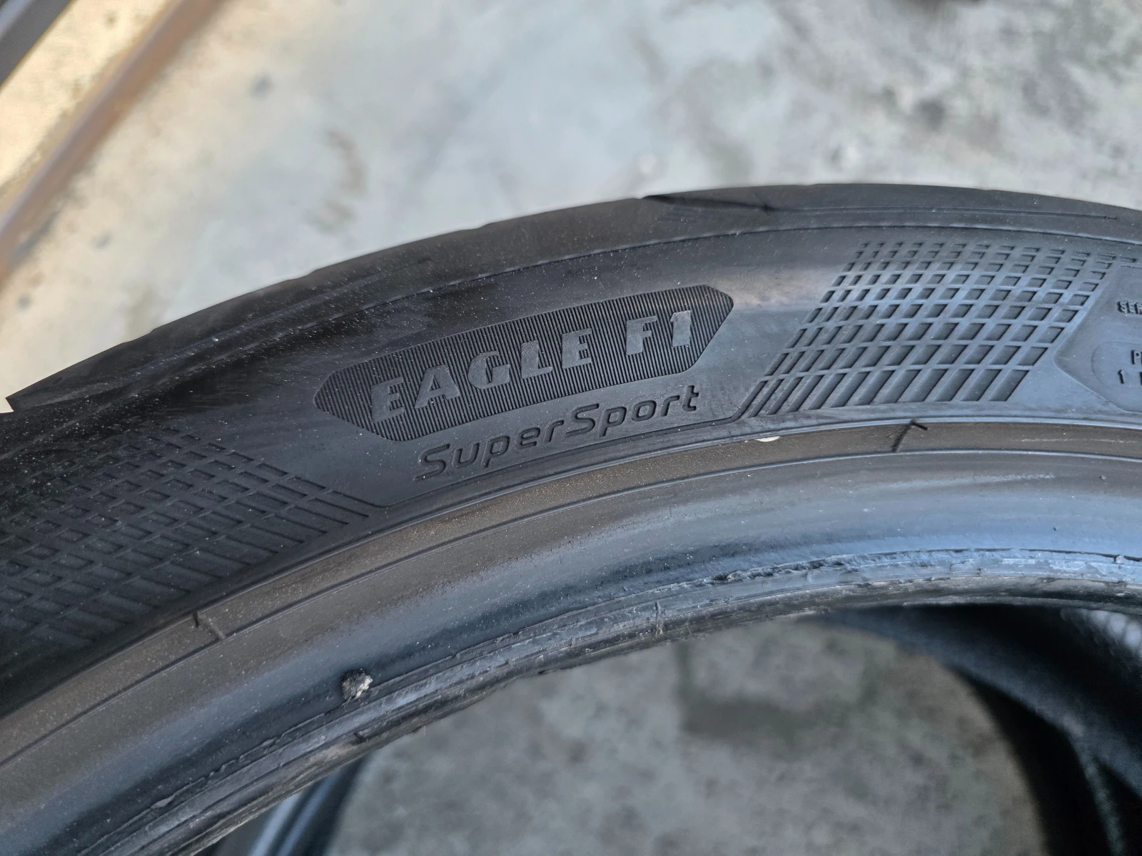 Гуми Летни 245/40R21, снимка 8 - Гуми и джанти - 54730974