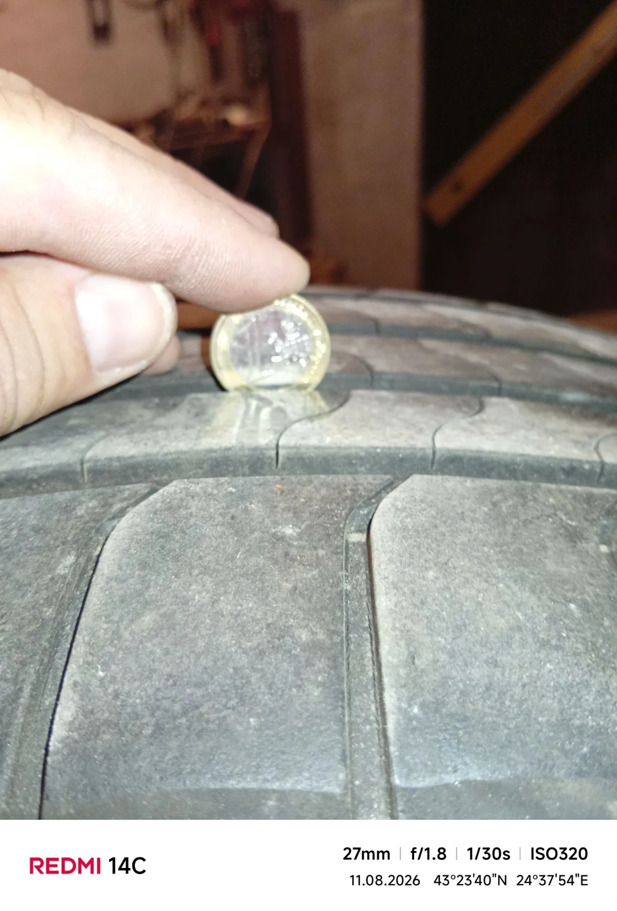 Гуми Летни 235/45R18, снимка 4 - Гуми и джанти - 55632905
