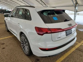 Audi E-Tron  PROGRESSIV| PANORAMA| 360| 2 КЛЮЧА| CARFAX , снимка 4