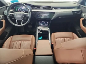 Audi E-Tron  PROGRESSIV| PANORAMA| 360| 2 КЛЮЧА| CARFAX , снимка 10