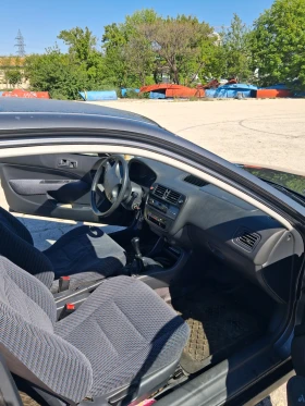 Honda Civic 1.5i LS, снимка 13