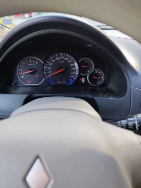 Mitsubishi Grandis Mitsubishi Grandis 2.4i Газ, снимка 12