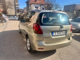 Toyota Corolla verso, снимка 4