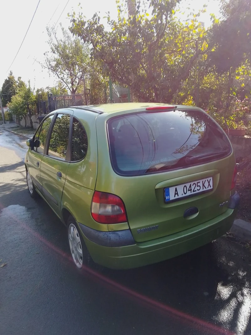 Renault Scenic, снимка 3 - Автомобили и джипове - 47724642