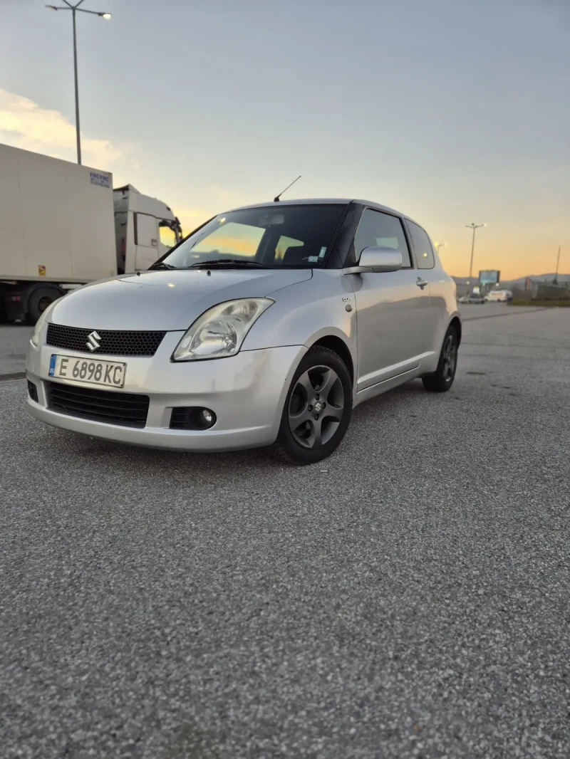 Suzuki Swift DDiS, снимка 1 - Автомобили и джипове - 48089495