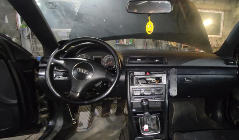 Audi A4 1900, снимка 5 - Автомобили и джипове - 48360350