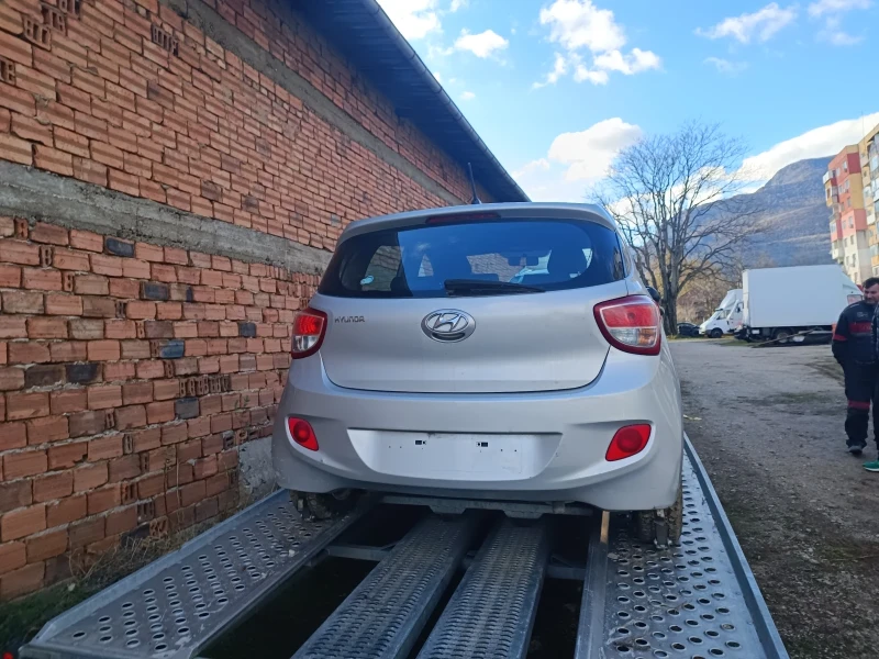 Hyundai I10, снимка 2 - Автомобили и джипове - 48458841