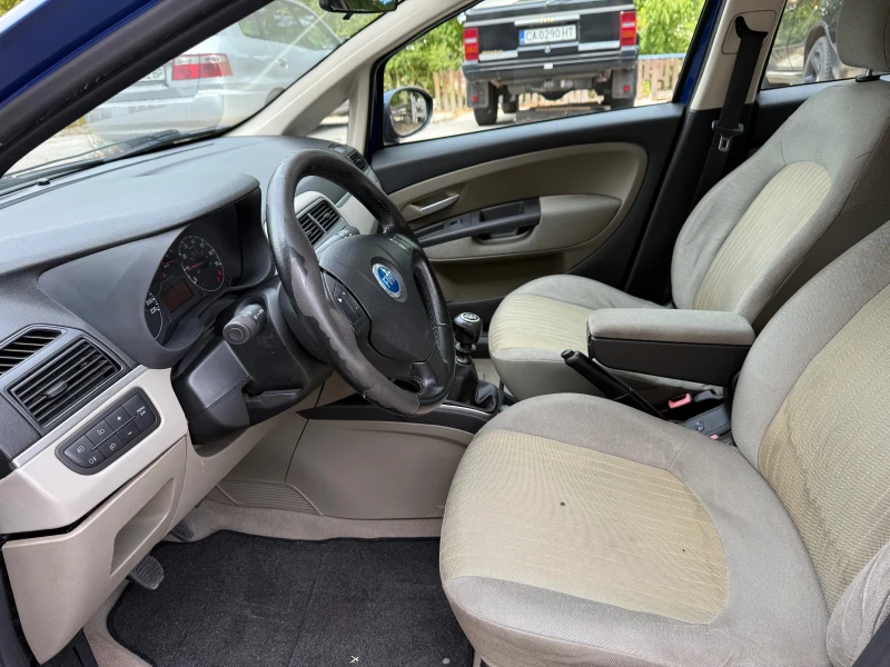 Fiat Punto 1.3 multijet Grande Punto напълно обслужена , снимка 9 - Автомобили и джипове - 51644761